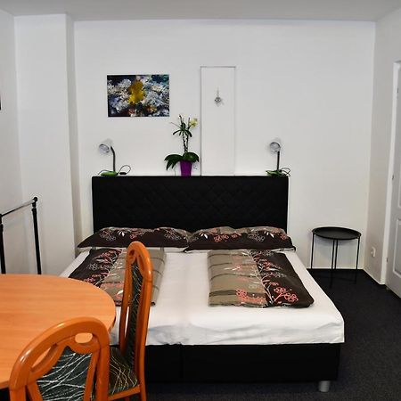 Na Utesu Appartement Jindřichův Hradec Buitenkant foto