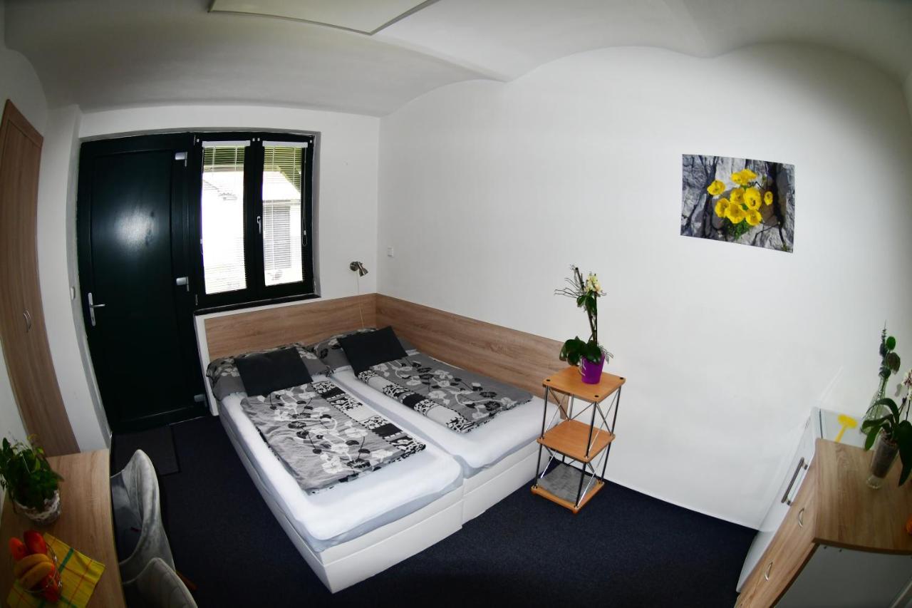 Na Utesu Appartement Jindřichův Hradec Buitenkant foto