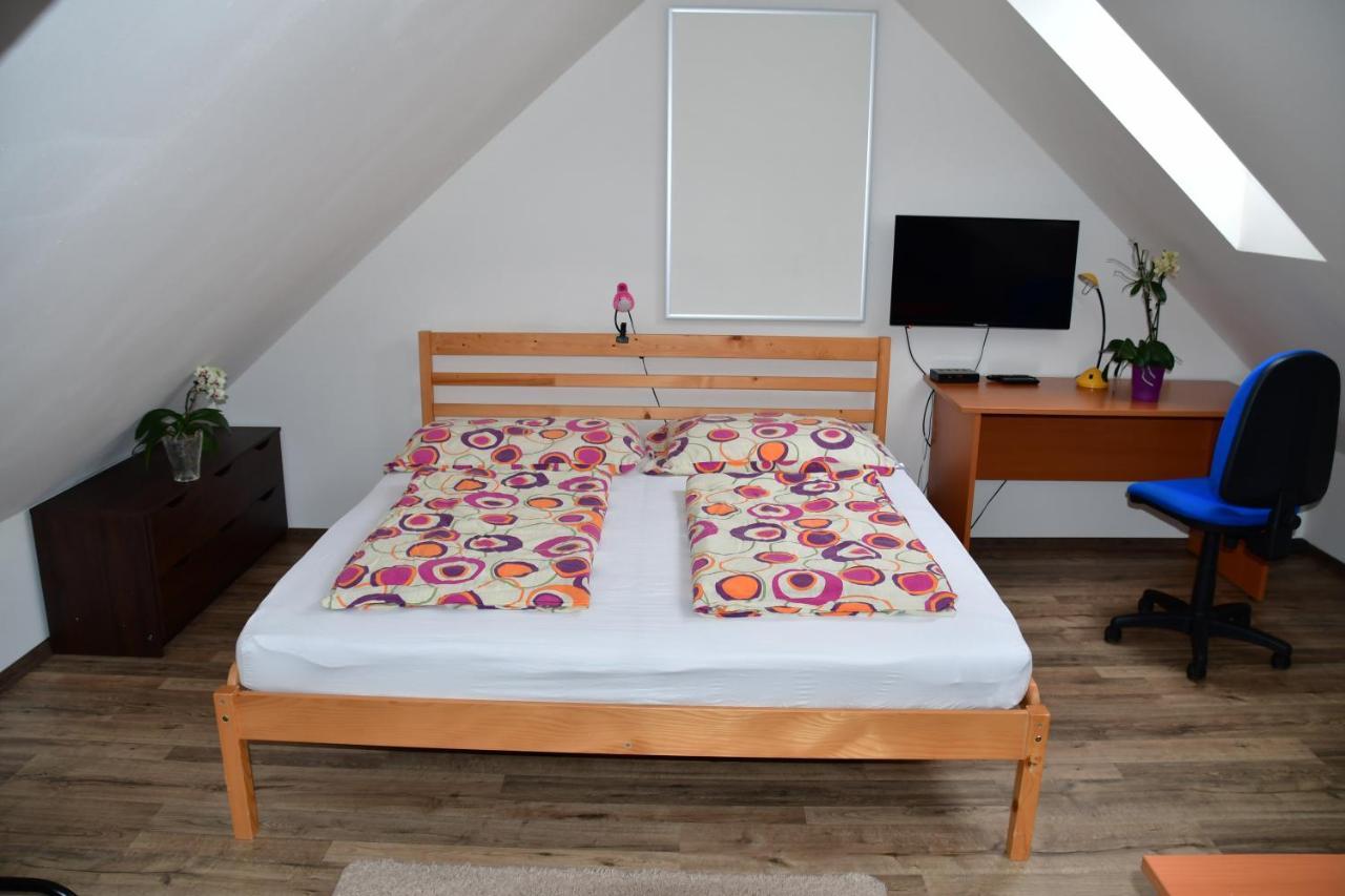 Na Utesu Appartement Jindřichův Hradec Buitenkant foto
