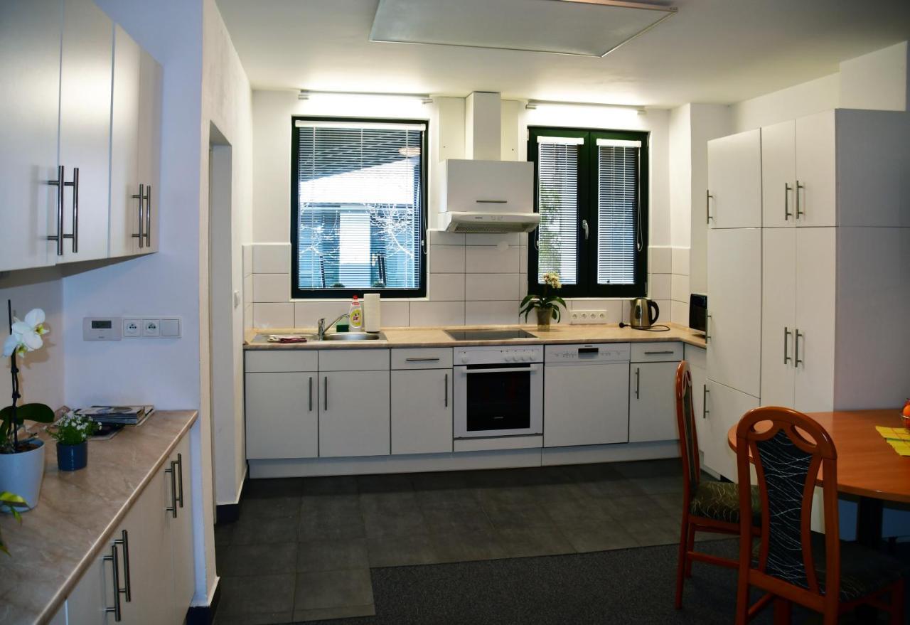 Na Utesu Appartement Jindřichův Hradec Buitenkant foto