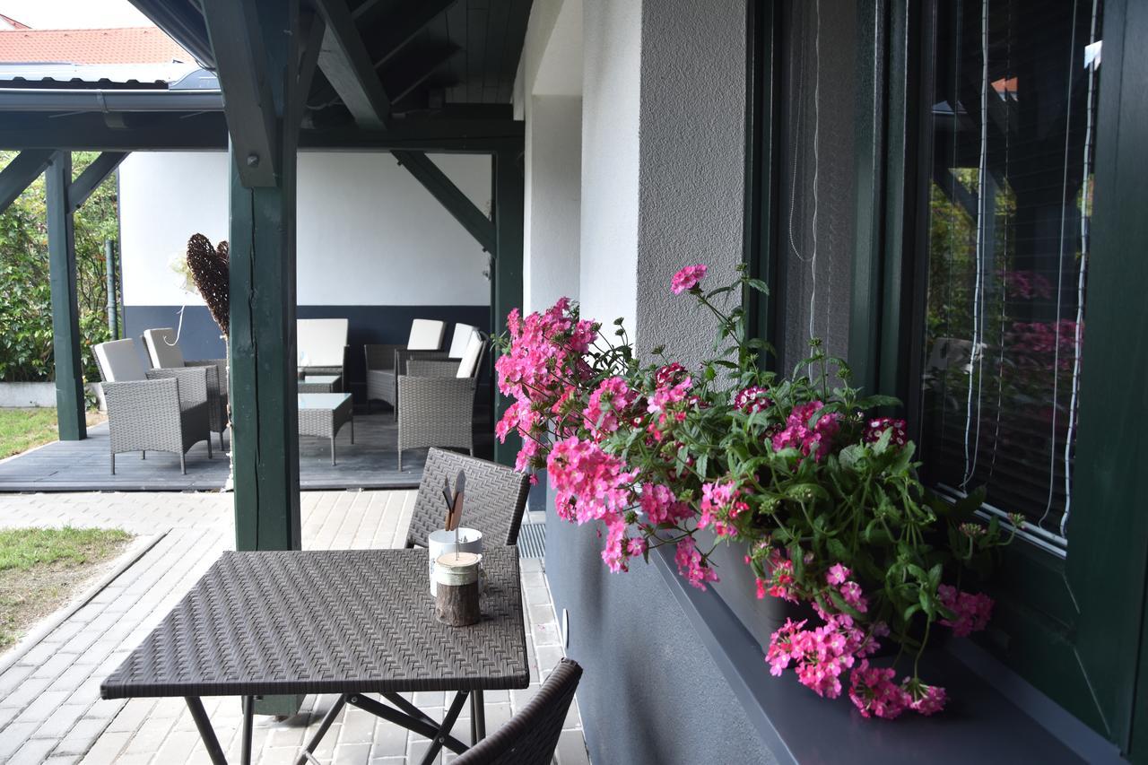 Na Utesu Appartement Jindřichův Hradec Buitenkant foto