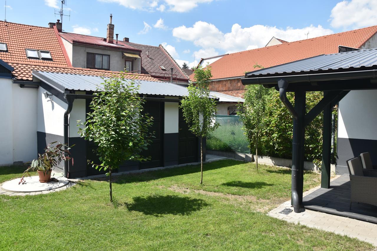 Na Utesu Appartement Jindřichův Hradec Buitenkant foto