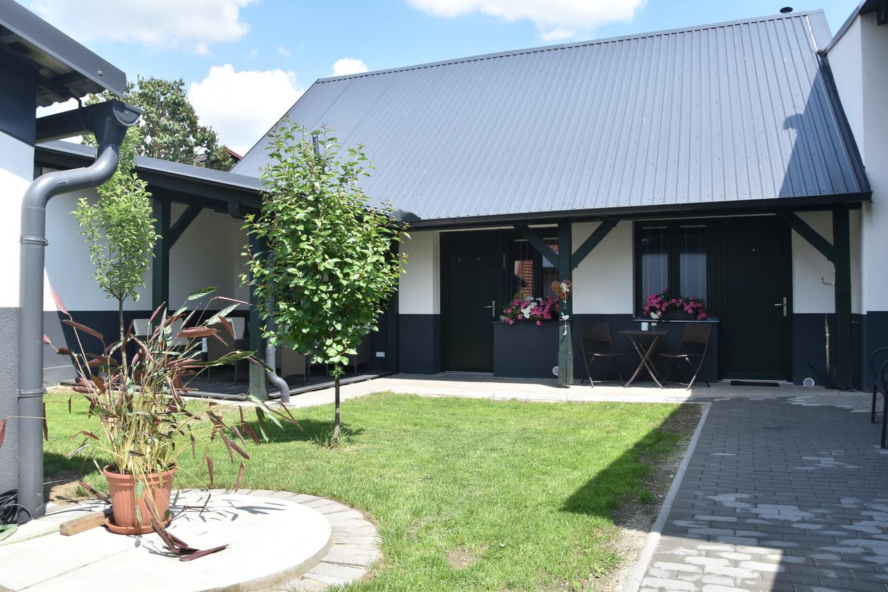 Na Utesu Appartement Jindřichův Hradec Buitenkant foto